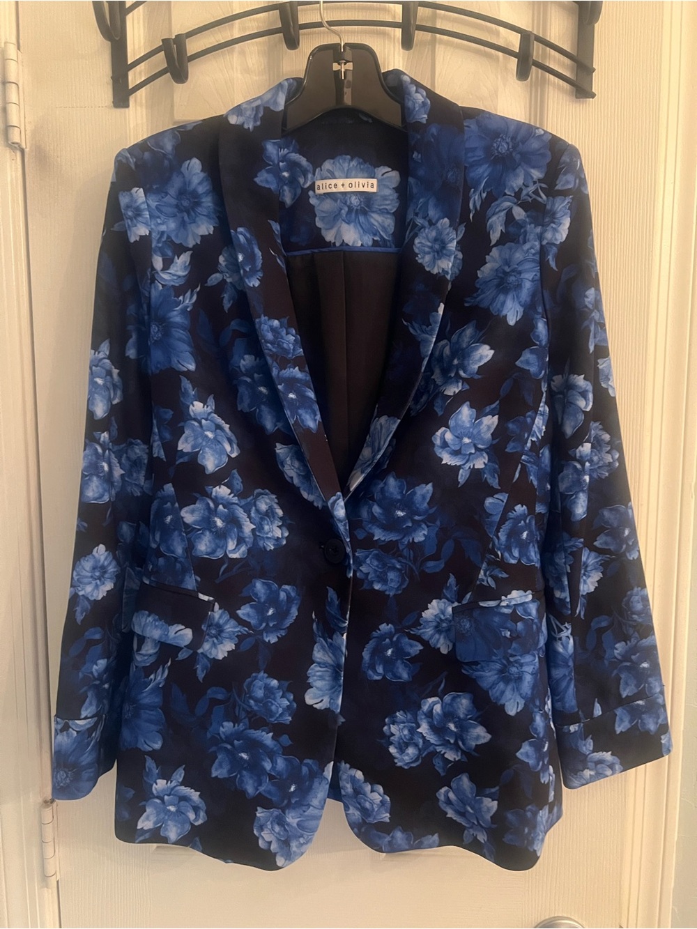 Alice & Olivia Denny Floral blazer 6